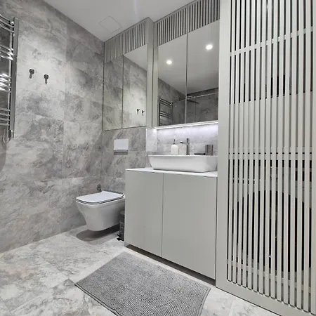 Apartment Sakura Park New Luxury Apartmant With Garage