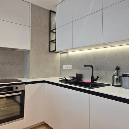 Apartment Sakura Park New Luxury Apartmant With Garage *