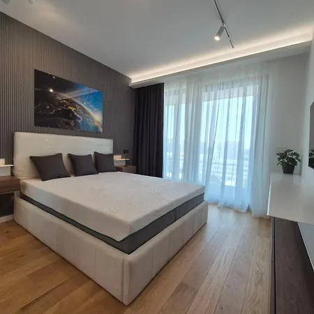 Sakura Park New Luxury Apartmant With Garage *